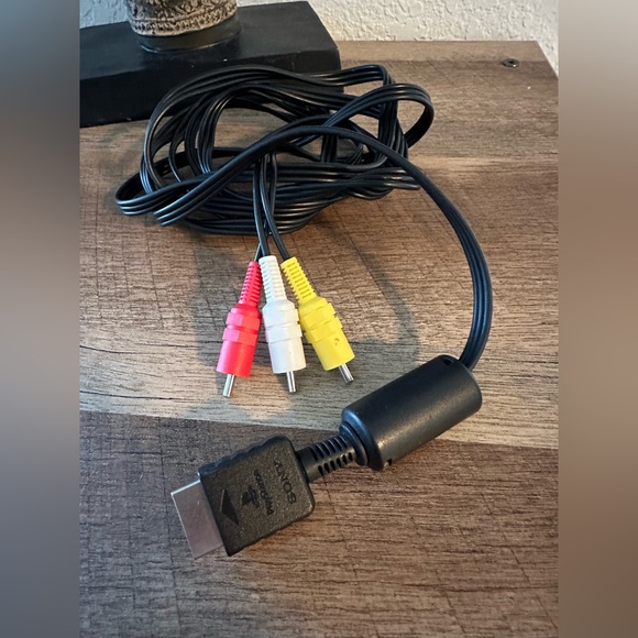 Genuine Sony OEM RCA AV Audio/video Cable For PlayStation PS1 PS2 PS3 - Picture 2 of 4